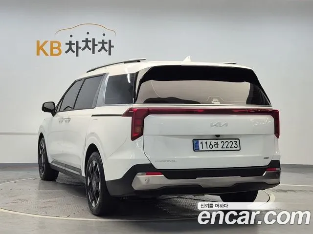 Kia Carnival 4th Gen — Фото автомобиля 2
