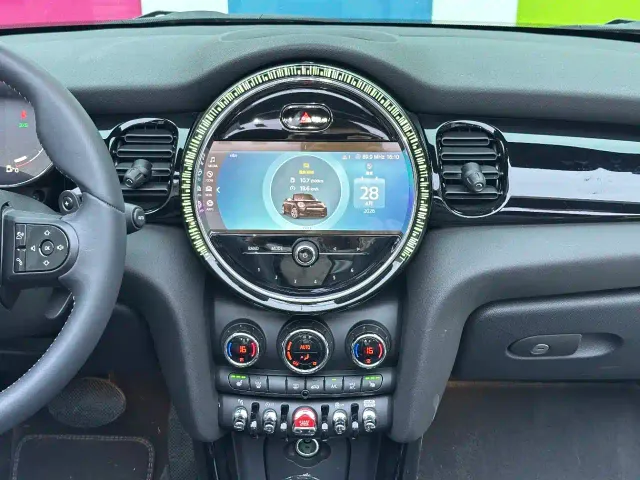 MINI Hatch — Фото автомобиля 12