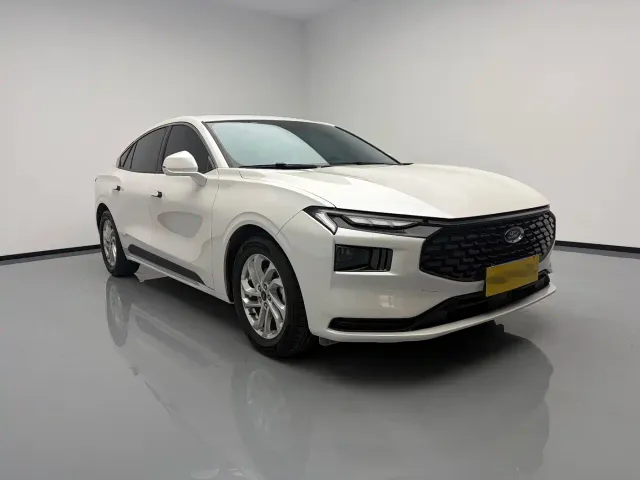 Ford Mondeo — Фото автомобиля 3
