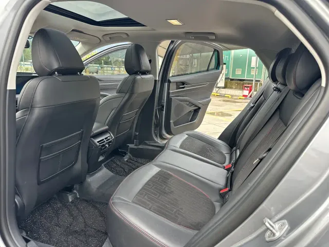 Ford Mondeo — Фото автомобиля 8