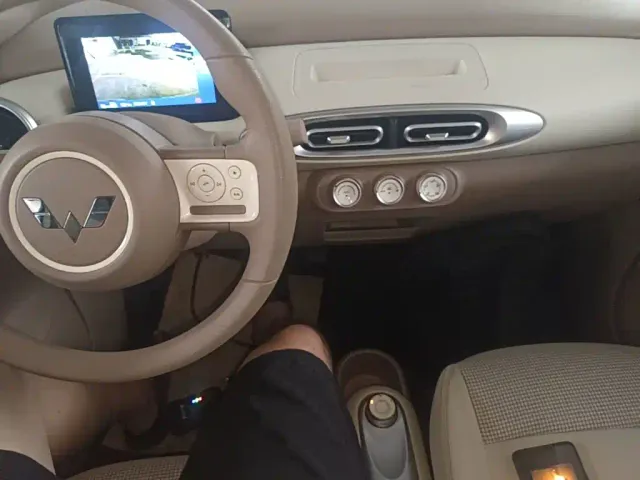 Wuling Hongguang Mini EV — Фото автомобиля 13