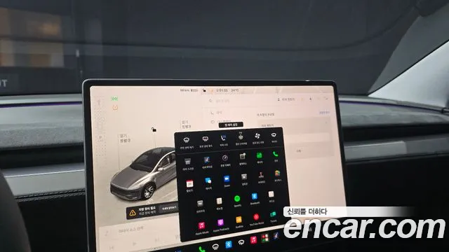 Tesla Model Y — Фото автомобиля 21