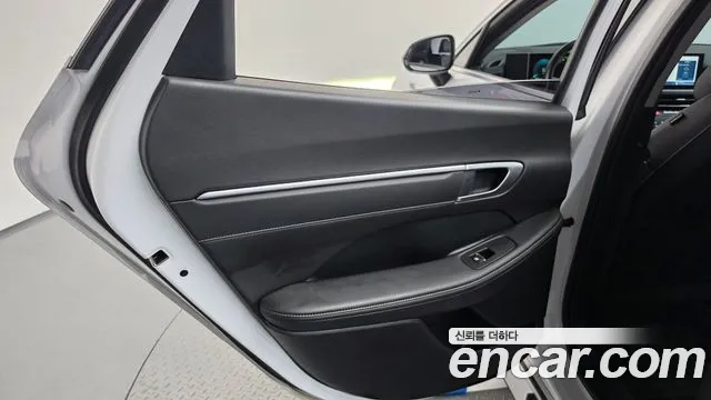 Hyundai Sonata — Фото автомобиля 14