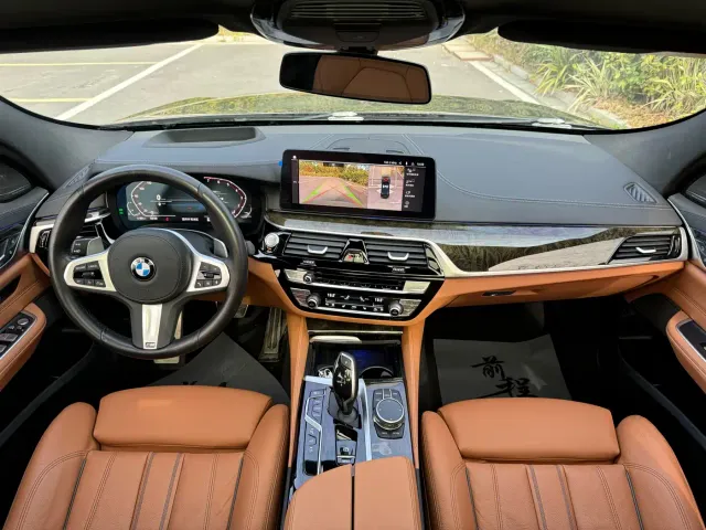 BMW 6 Series Gran Turismo — Фото автомобиля 6