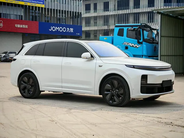 Li Auto L7 — Фото автомобиля 3