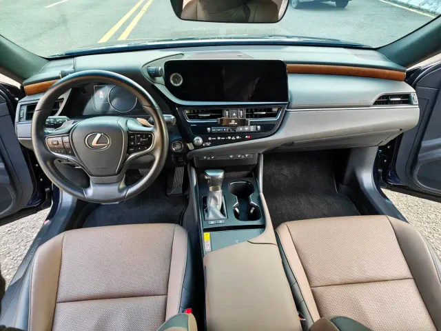 Lexus Lexus ES 2024 200 Premium Edition — Фото автомобиля 8
