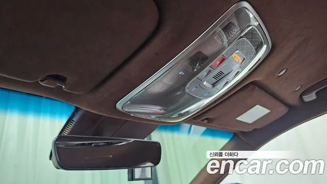Genesis G90 Бензин 3.5 турбо AWD — Фото автомобиля 17