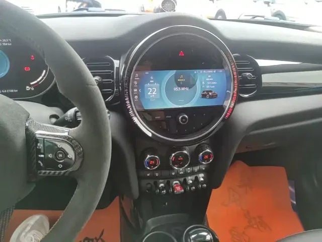 MINI Hatch — Фото автомобиля 12
