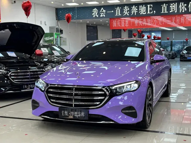 Mercedes-Benz E-Class — Фото автомобиля 2