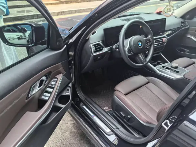 BMW 3 Series — Фото автомобиля 5