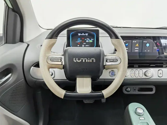 Changan Lumin — Фото автомобиля 11