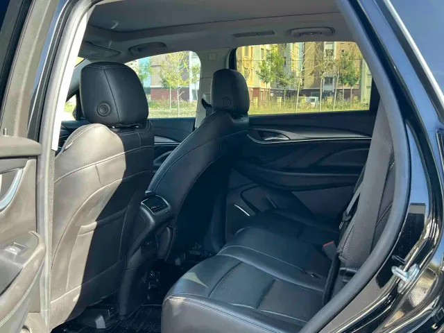 Buick Enclave — Фото автомобиля 6