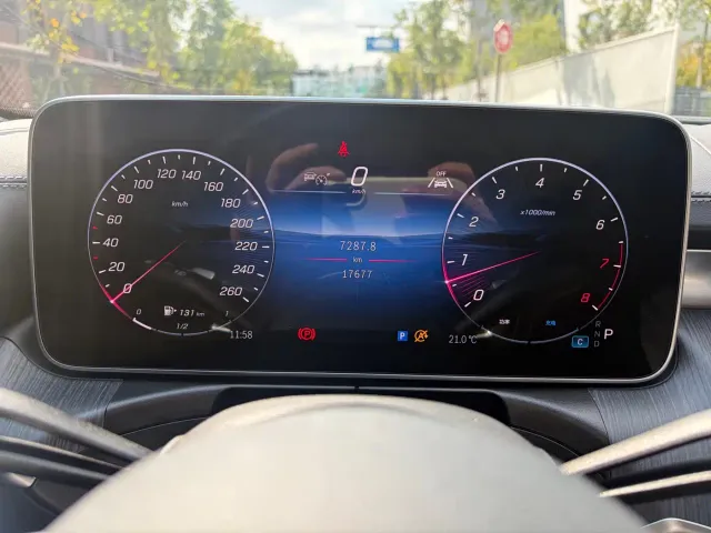 Mercedes-Benz C-Class — Фото автомобиля 16