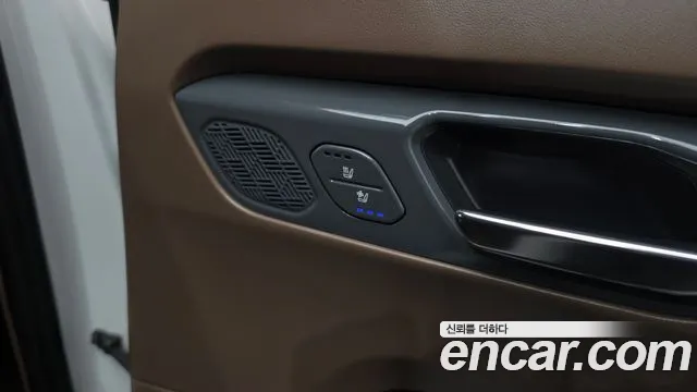 Kia EV9 — Фото автомобиля 18