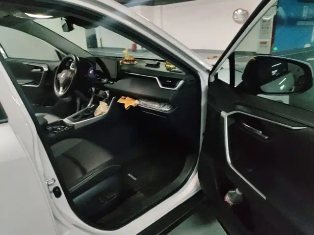 Toyota RAV4 Rongfang 2023 2.0L CVT FWD Style Plus Edition — Фото автомобиля 19