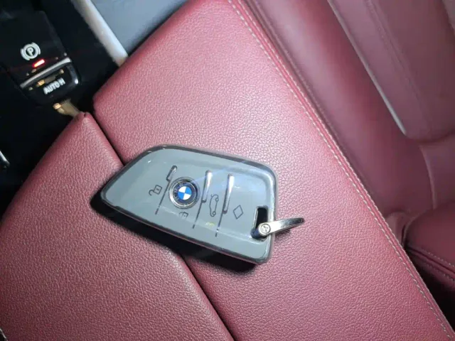 BMW 5 Series — Фото автомобиля 8
