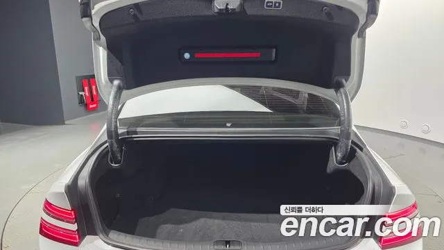 Genesis G80 RG3 — Фото автомобиля 22