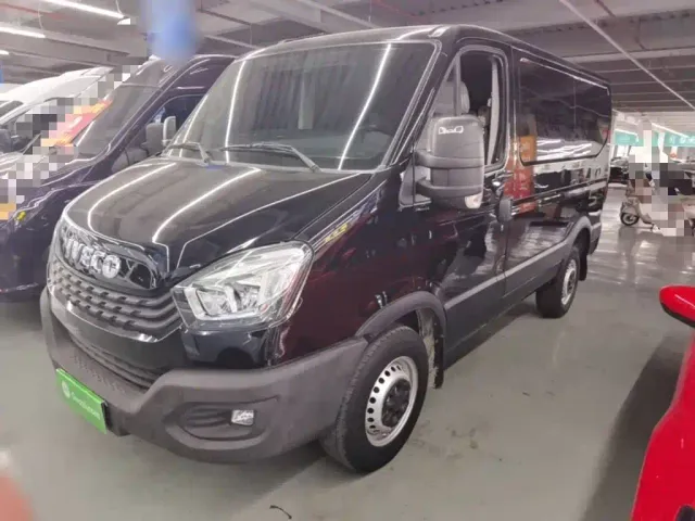 Фотография автомобиля — Iveco Daily