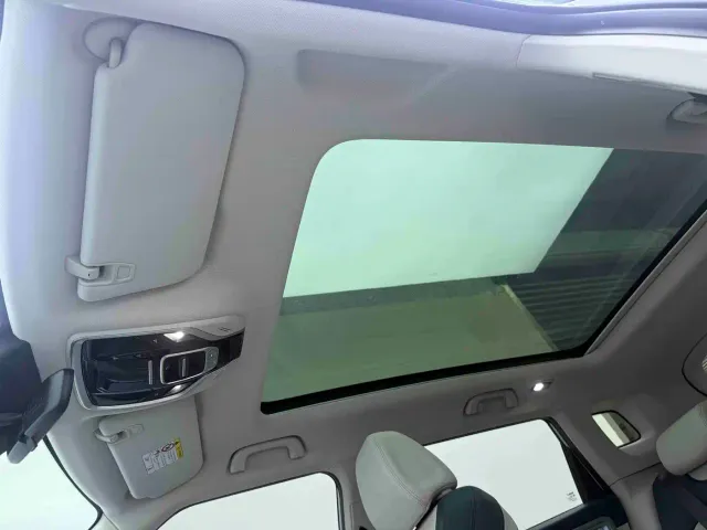 Geely ICON — Фото автомобиля 13