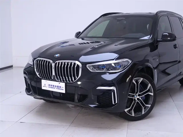 BMW X5 — Фото автомобиля 3