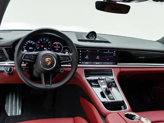 Porsche Panamera — Фото автомобиля 14