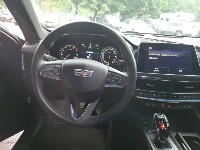 Cadillac CT5 — Фото автомобиля 2