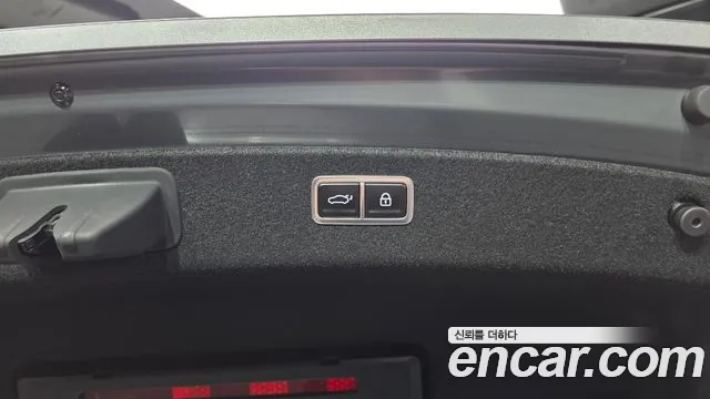 Genesis G80 Бензин 3.5 турбо AWD — Фото автомобиля 15
