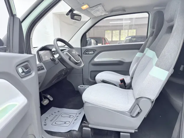 Wuling Hongguang Mini EV — Фото автомобиля 3