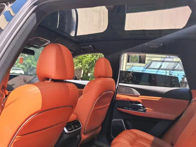 Xpeng G9 — Фото автомобиля 8