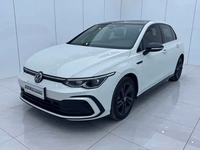 Фотография автомобиля — Volkswagen Golf