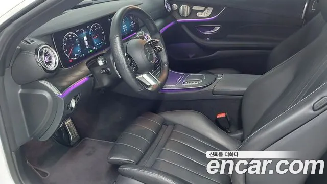 Mercedes-Benz E-Class — Фото автомобиля 9