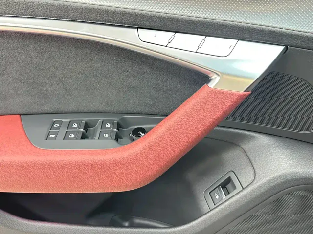 Audi A7L — Фото автомобиля 18