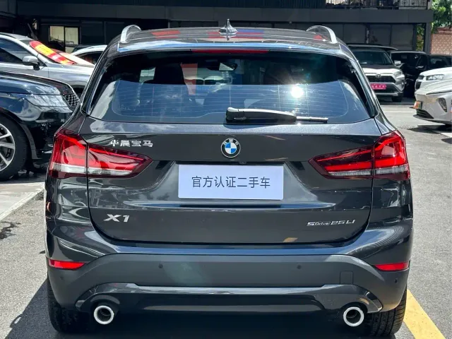 BMW BMW X1 2022 sDrive25Li Leading — Фото автомобиля 5
