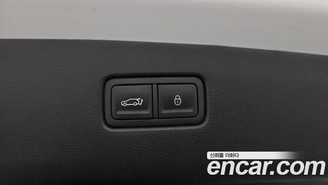 Genesis GV70 — Фото автомобиля 29
