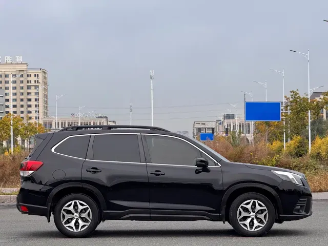 Subaru Forester 2022 2.0i AWD Luxury Edition — Фото автомобиля 8