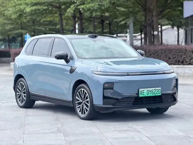 Leapmotor B10 — Фото автомобиля 3