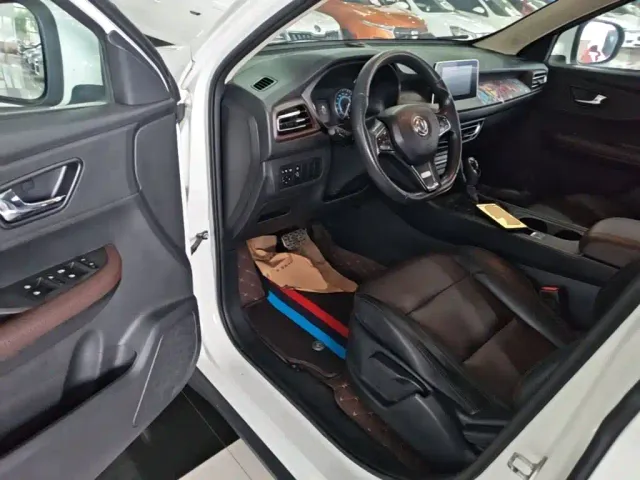 DFSK Fengguang S560 — Фото автомобиля 15