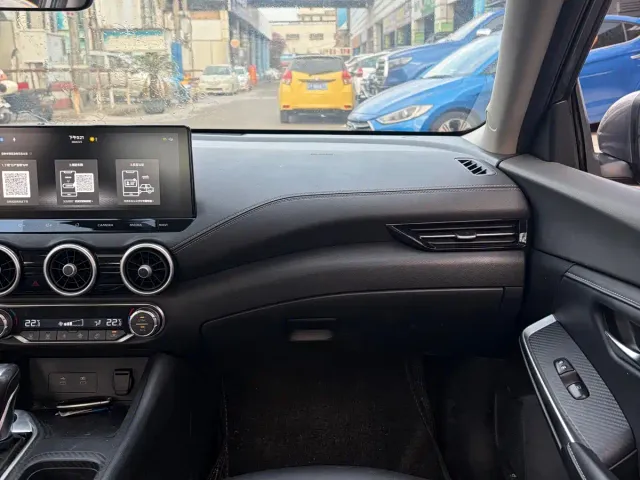 Nissan Sylphy — Фото автомобиля 9
