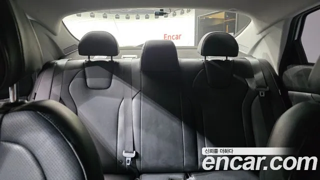 Hyundai Avante — Фото автомобиля 30