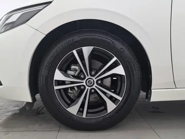 Nissan Sylphy — Фото автомобиля 17