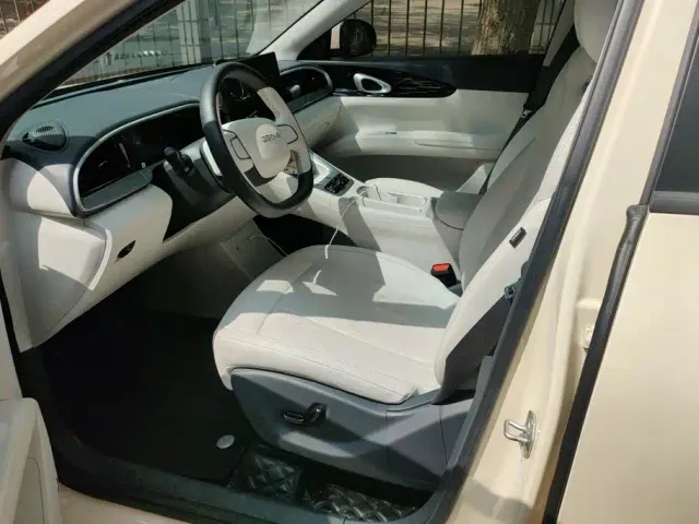 Geely Starry Wish — Фото автомобиля 9