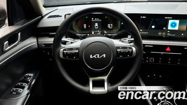 Kia K5 Generation 3 — Фото автомобиля 13