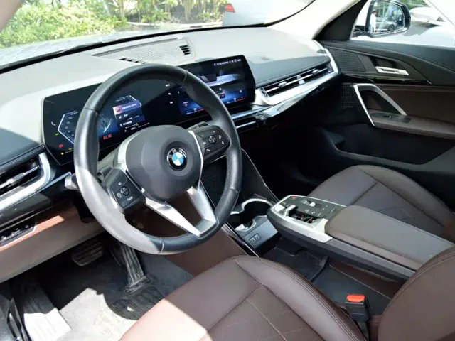 BMW X1 — Фото автомобиля 9