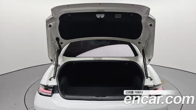 Hyundai Ioniq 6 — Фото автомобиля 26