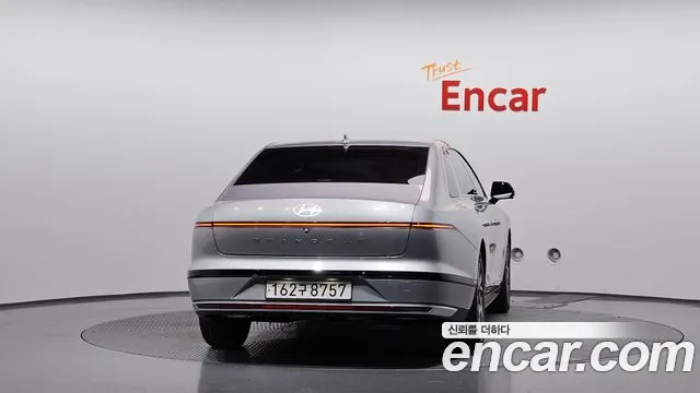 Hyundai Grandeur GN7 — Фото автомобиля 4