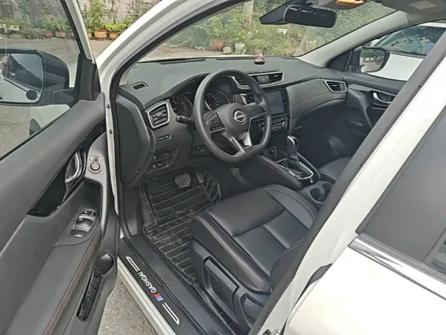Nissan Qashqai — Фото автомобиля 15