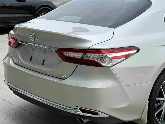 Toyota Camry — Фото автомобиля 9