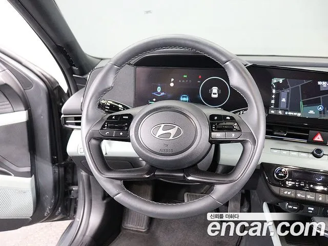 Hyundai Avante CN7 — Фото автомобиля 13