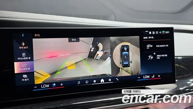 BMW 7-Series 7 серия (G70) 740i xDrive M Sport — Фото автомобиля 14