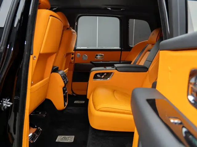 Rolls-Royce Cullinan — Фото автомобиля 12
